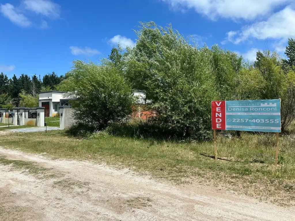 VENTA DE LOTE EN NUEVO BARRIO ESCURRA MEDRANO, EN HERMOSA ESQUINA