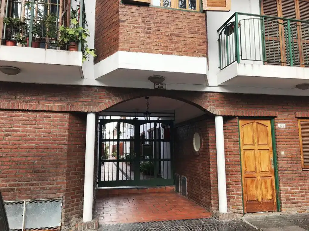 DUPLEX VENTA RAMOS MEJIA 3 AMBIENTES