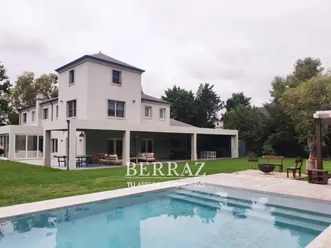 Casa Alquiler Temporario en Senderos I Pilar lote de 2000 m2