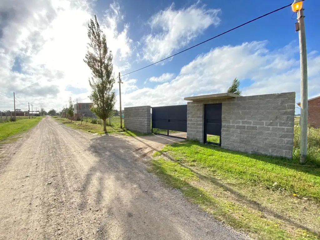 Lote en Barrio Cerrado - La Raquela