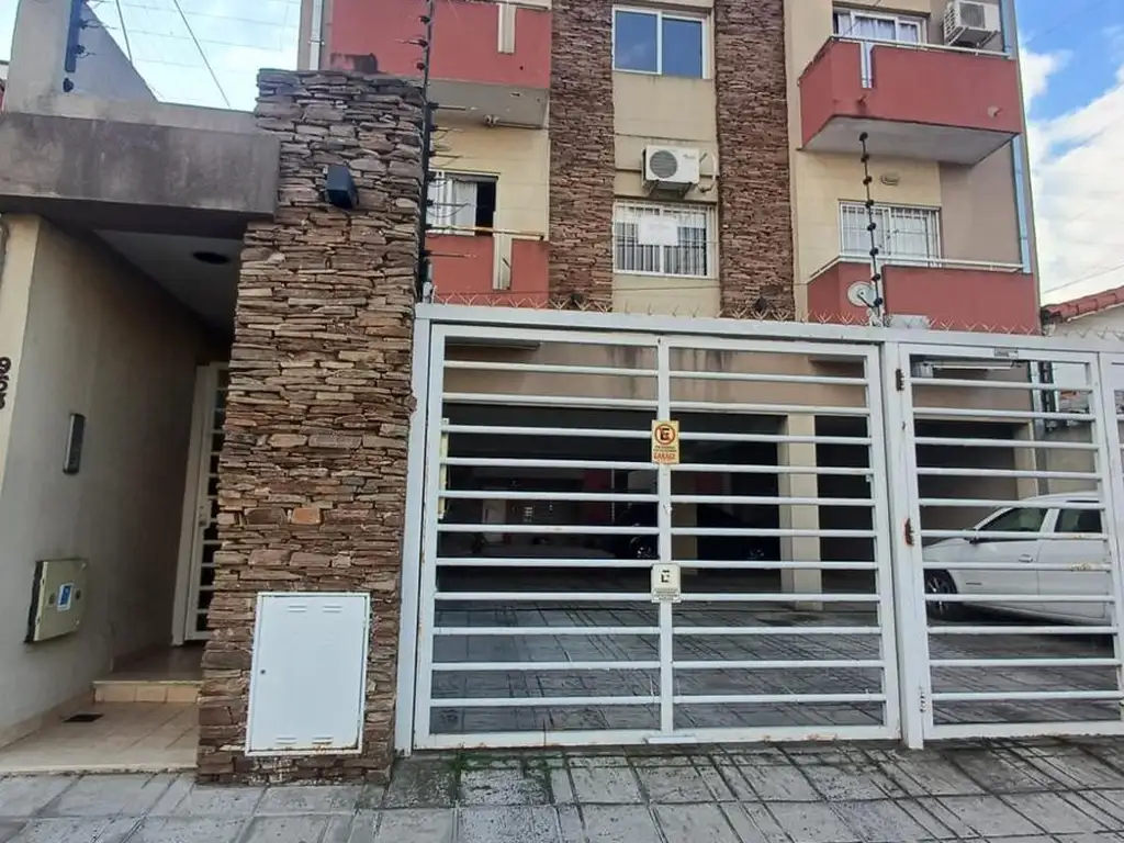 Departamento 2 Ambientes en  Venta - Ramos Mejía