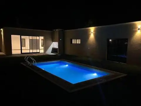 CASA CON PILETA EN RUMENCO JOVEN - Foto 0