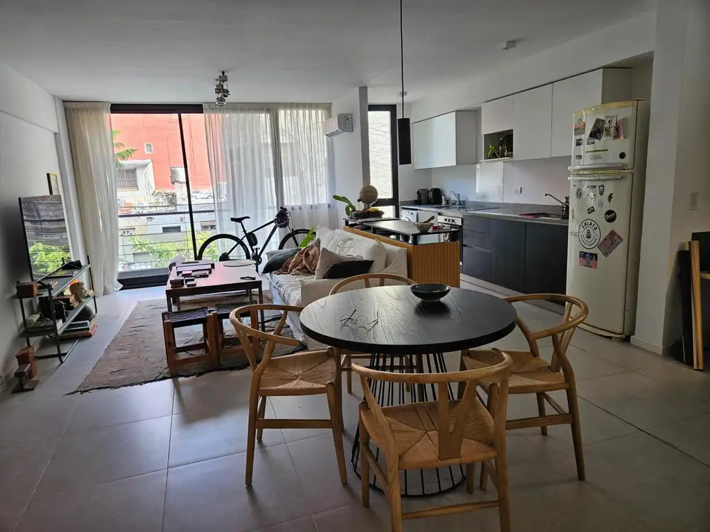 Venta departamento 2 1/2 ambientes La Calabria con cochera