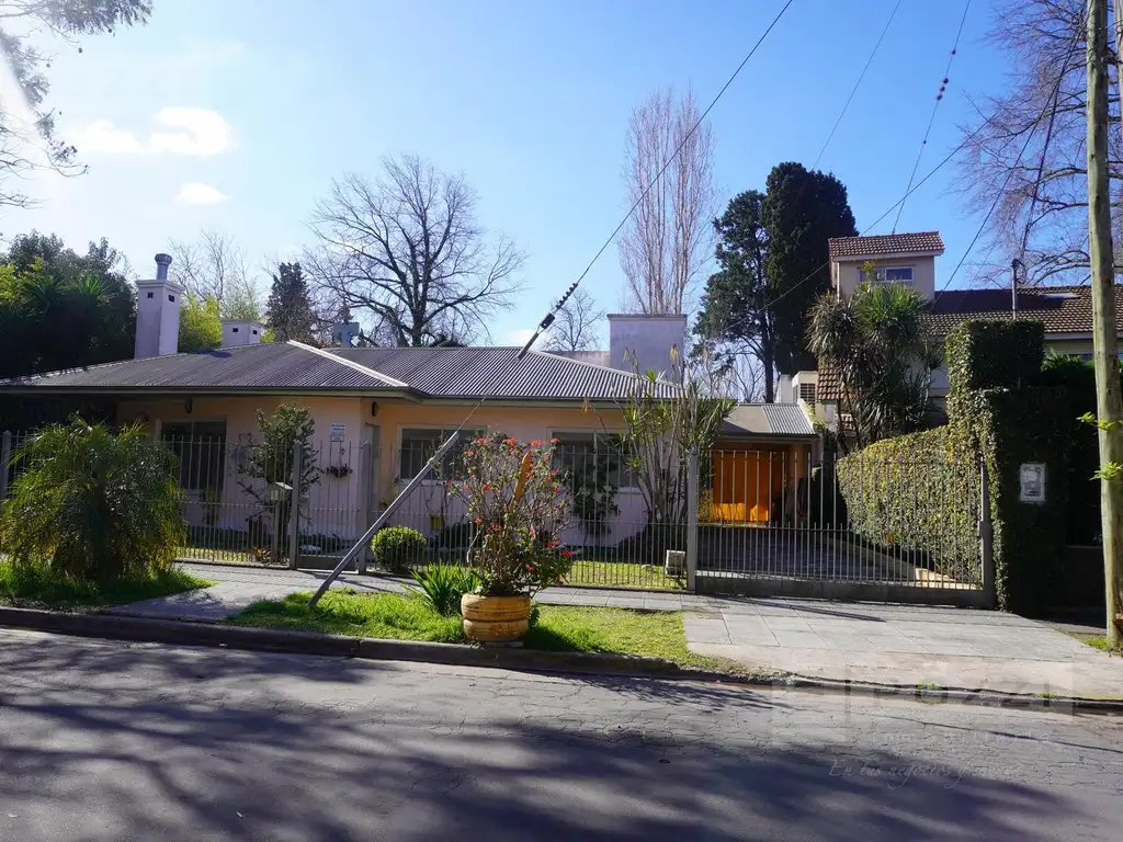 Casa en venta en el Casco de General Pacheco - POZZI INMOBILIARIA