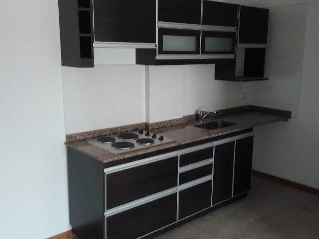 (MBA-MBA-171) Departamento - Venta - Argentina, Quilmes - Lavalle  587