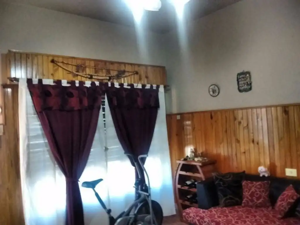 Casa en venta en Pje El Cartero 6500 - Wilde - Argenprop