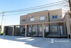 Duplex en venta en el centro de Los Cardales