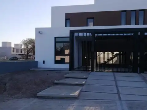 LA CALANDRIA Dúplex con ESTILO Y DISEÑO - 3 Dorm a ESTRENAR