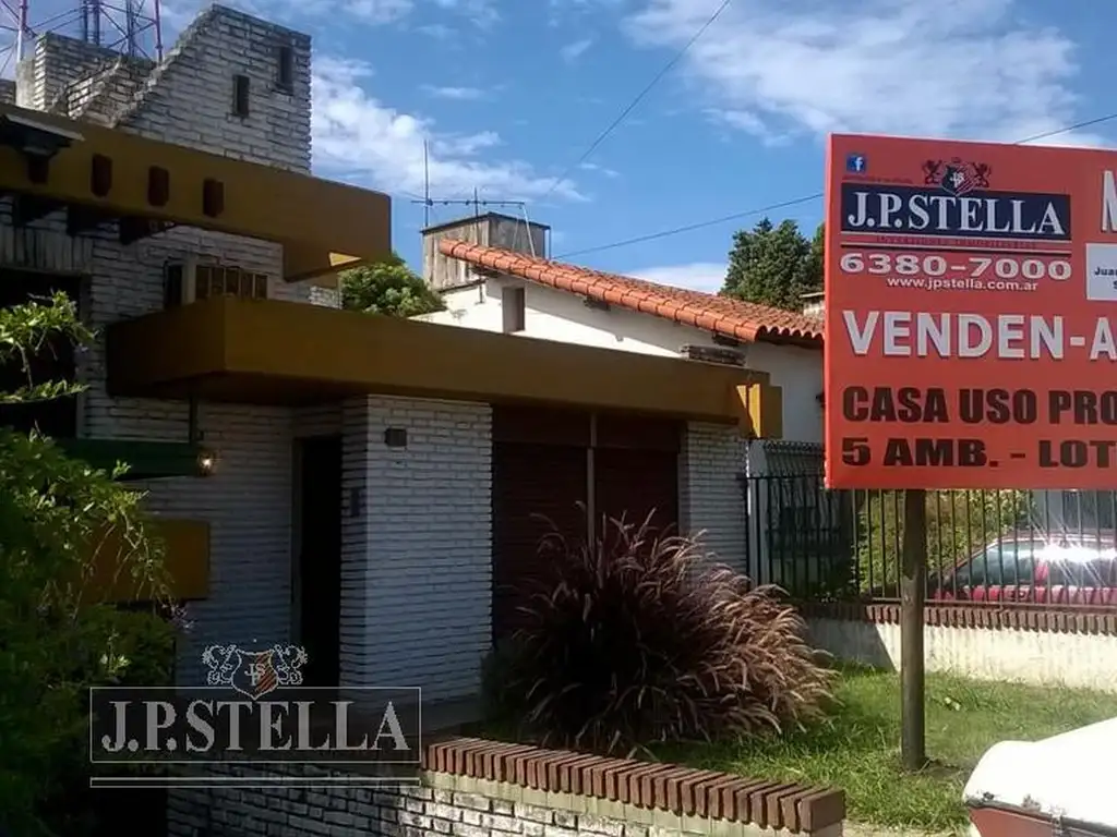 Casa 4 Amb con cochera - LOTE 10 x 26 - S.Justo (Ctro)