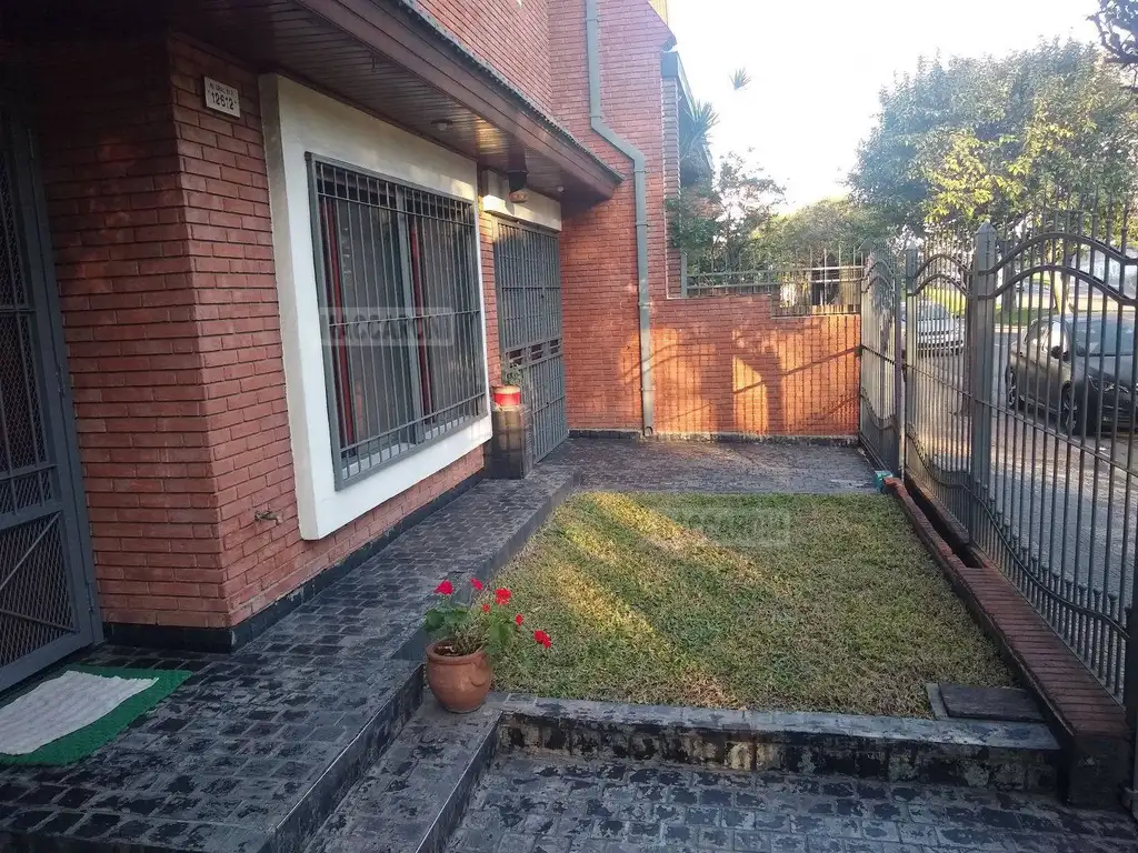 Casa - Venta - Argentina, Capital Federal - AV GENERAL PAZ 12600