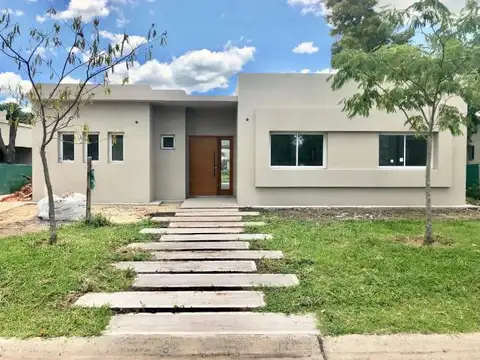 Casa - Santa Guadalupe - Foto 0