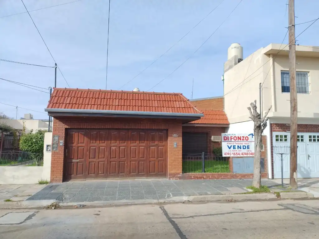 3 CASAS EN LOTE PROPIO