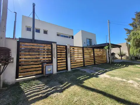 Casa en venta en Alto de Los Talas, Berisso