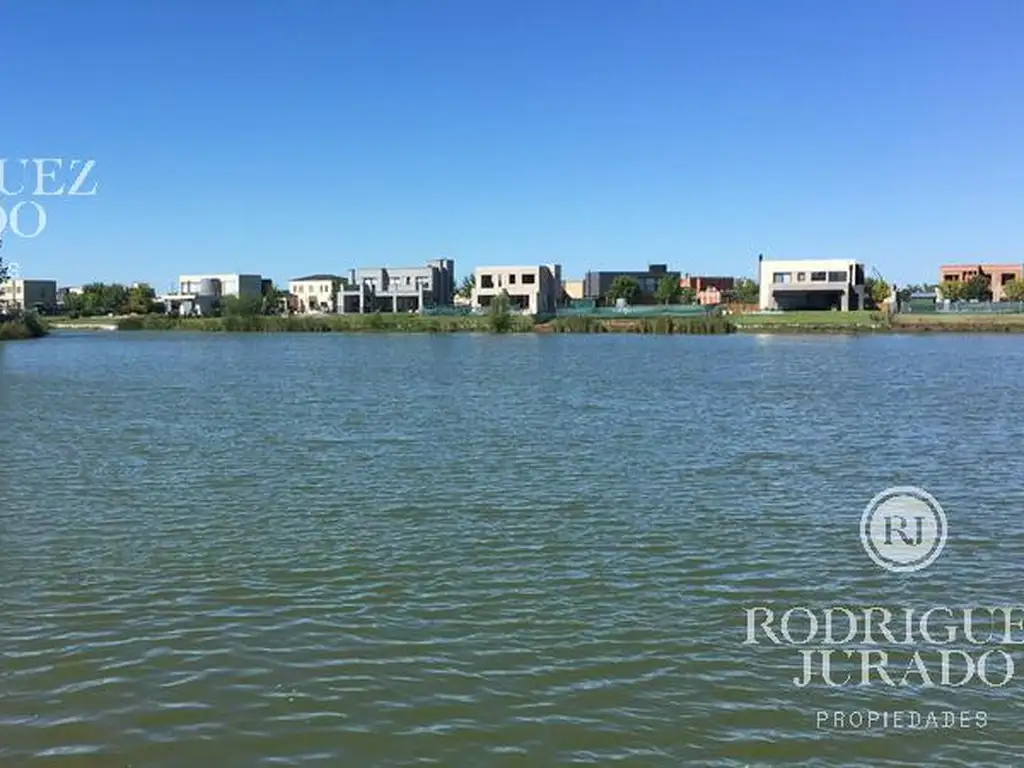 Lote en El Canton - Barrio Puerto a la Laguna Principal