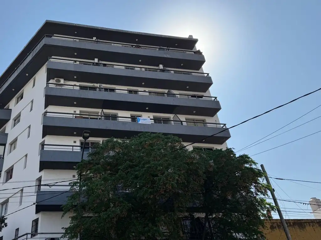 Venta departamento un dormitorio con balcón en Cofico