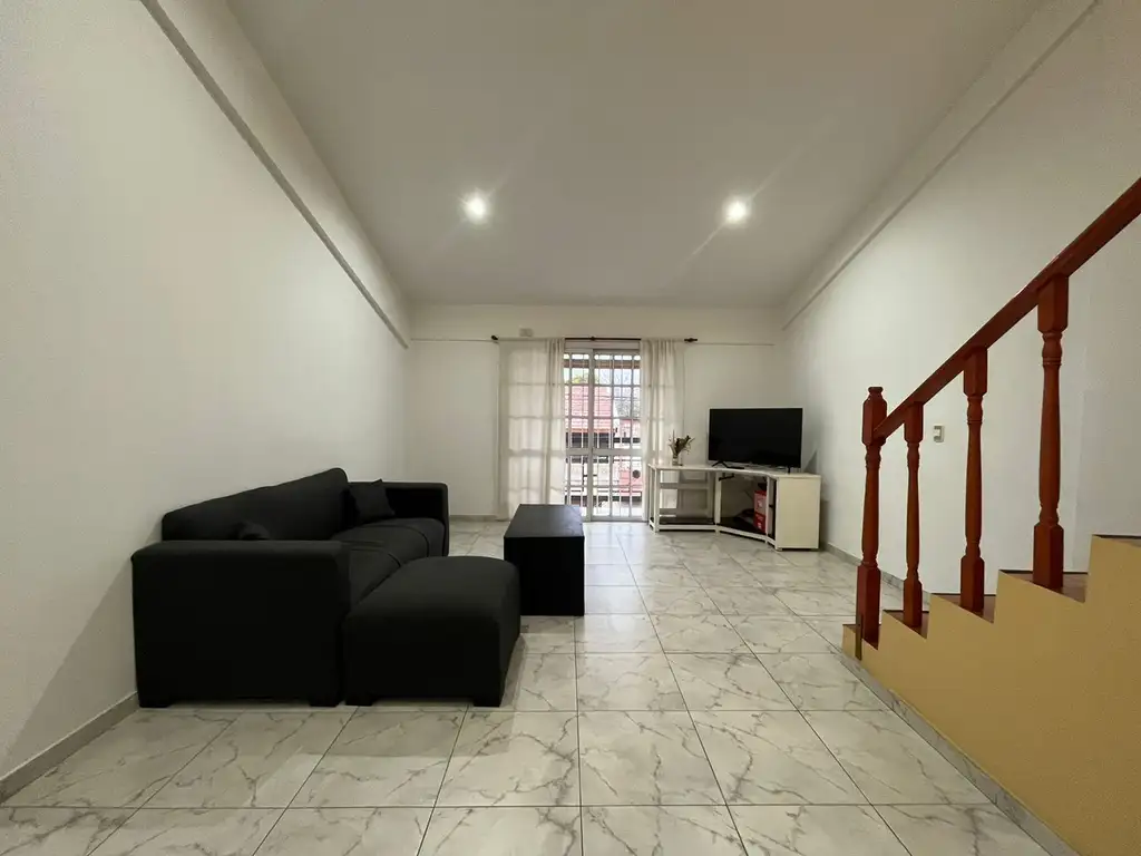 DEPARTAMENTO 3 AMBIENTES EN VENTA EN LANUS