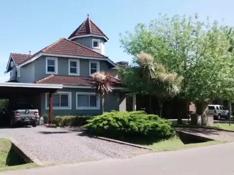 CASA VENTA  "SAN PATRICIO"  MORENO