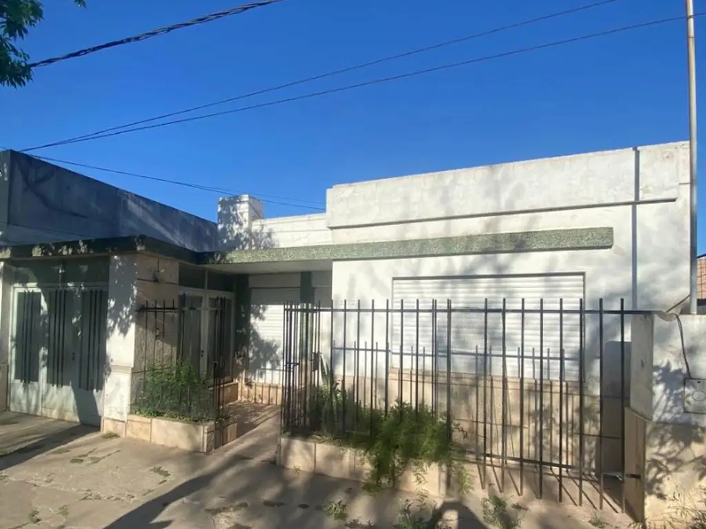 Venta casa 2 dormitorios oeste cerca ruta 70