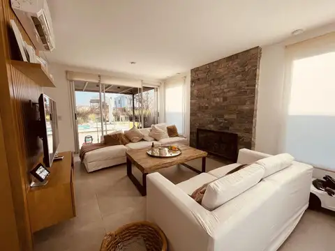 Casa en venta de 5 ambientes con piscina, Cañuelas, LA MARTONA, amenities