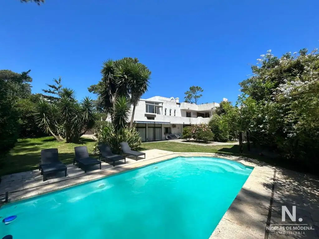 Casa en Alquiler en Playa Mansa , Punta del este , Maldonado