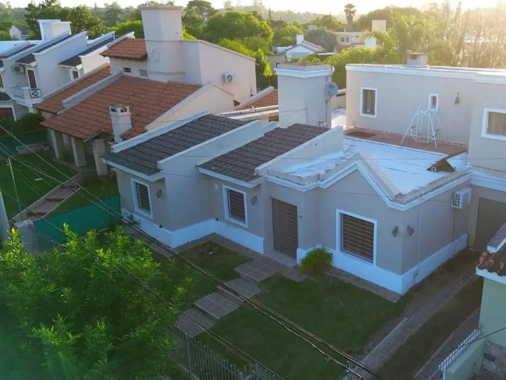 OPORTUNIDAD DE VENTA CASA ZONA NORTE,B° EL REFUGIO