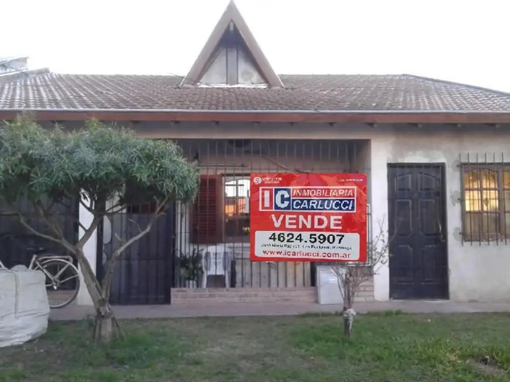 Casa venta cuatro dormitorios Ituzaingo