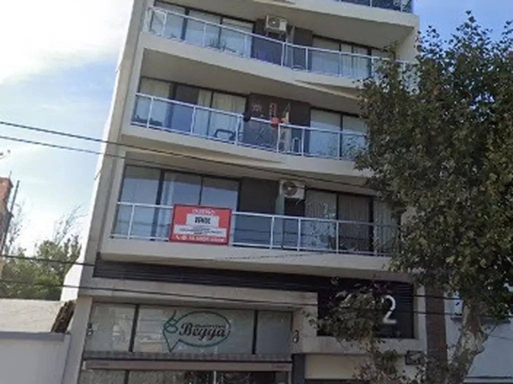 Venta Palaá 622 Avellaneda - Semipiso de 2 ambientes piso 6° A al frente