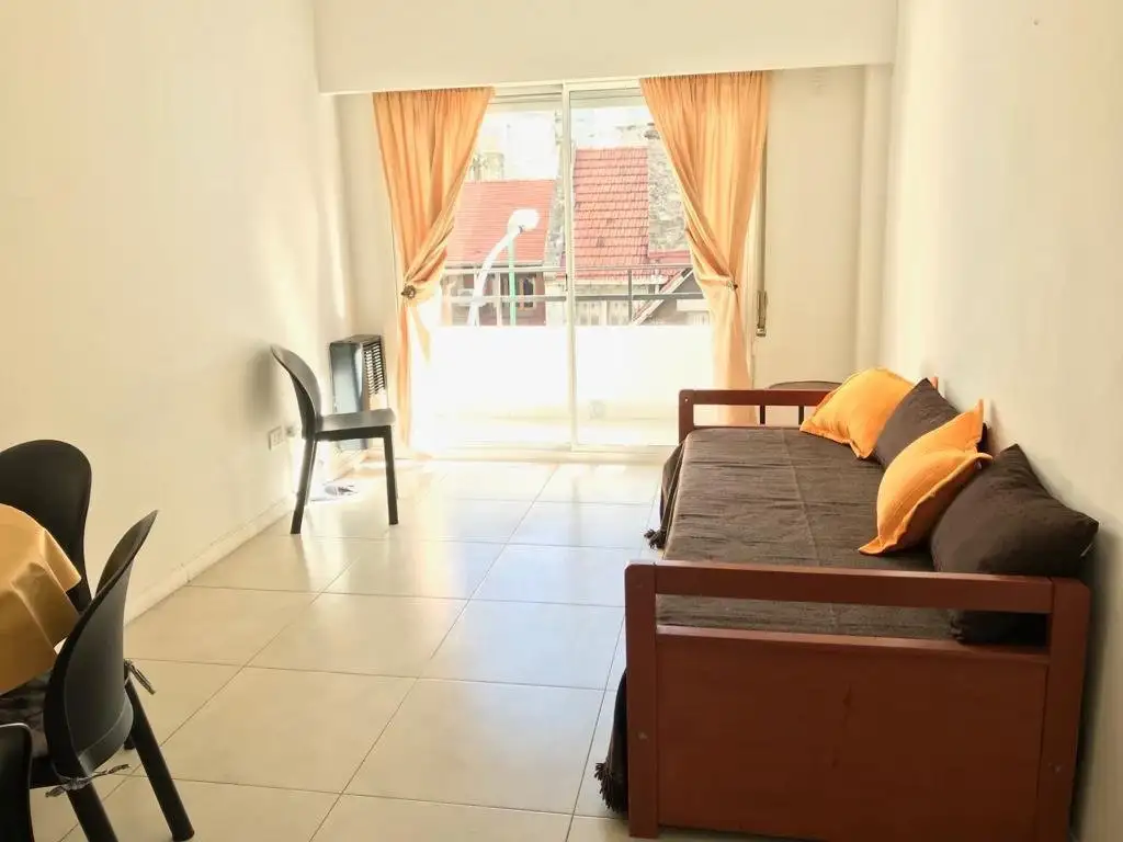 Venta Departamento 2 Ambientes Con Cochera Zona G&uacute;emes