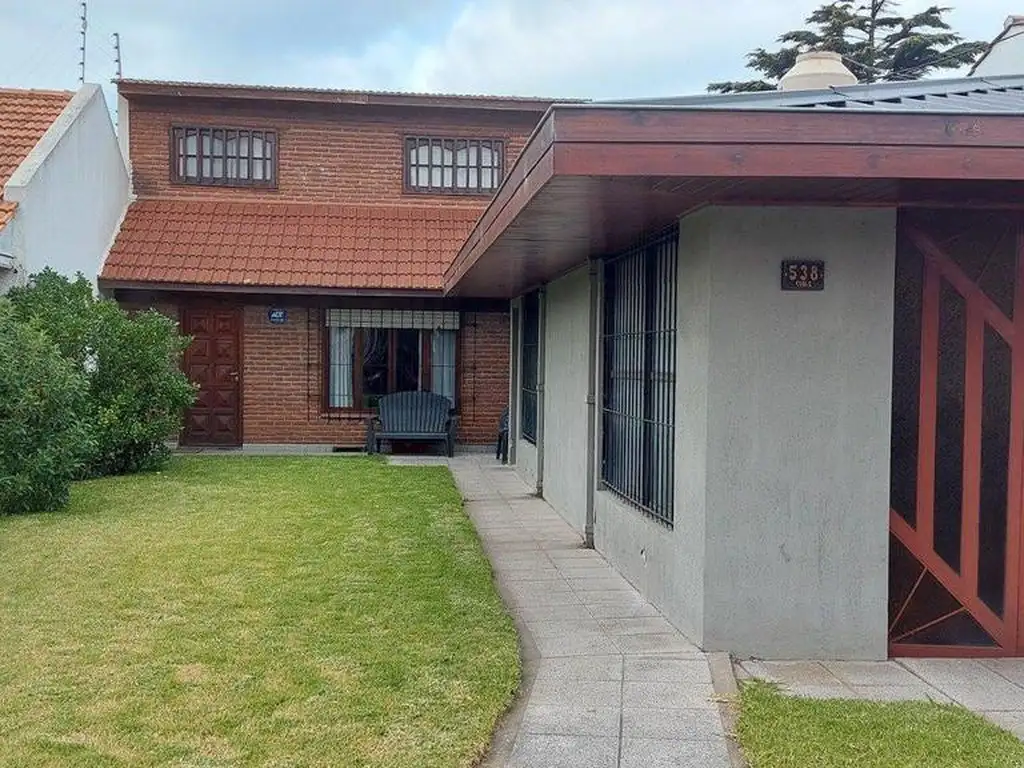 VENTA |CHALET | 5 AMB | VILLA PRIMERA | COCHERA DOBLE