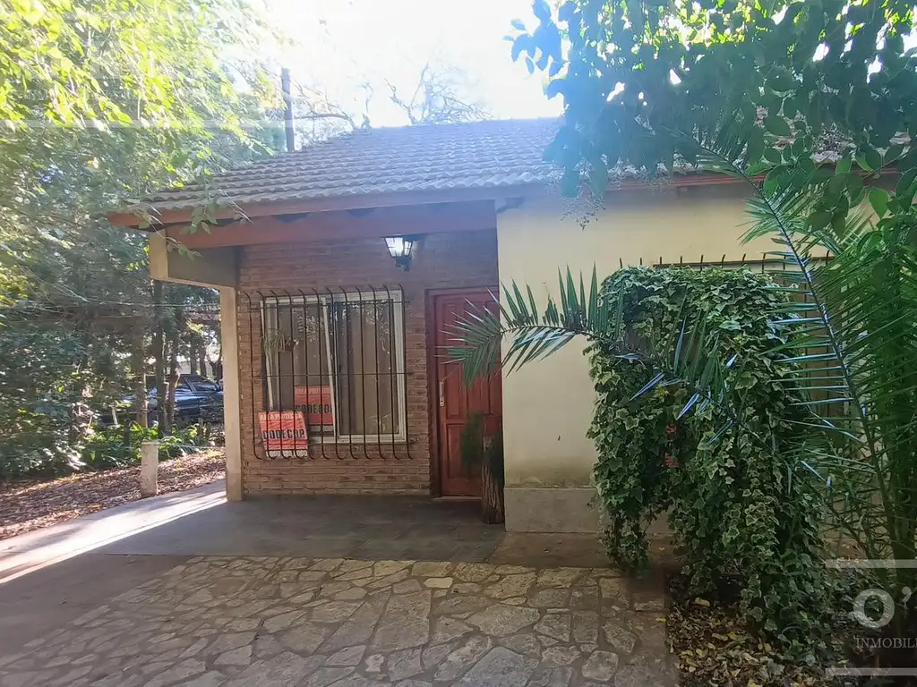 Casa en  venta -Abasto, La Plata 1000 m2 con escritura