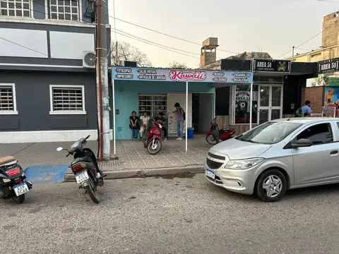 VENTA DE LOCAL COMERCIAL LA BANDA AMPLIO TERRENO