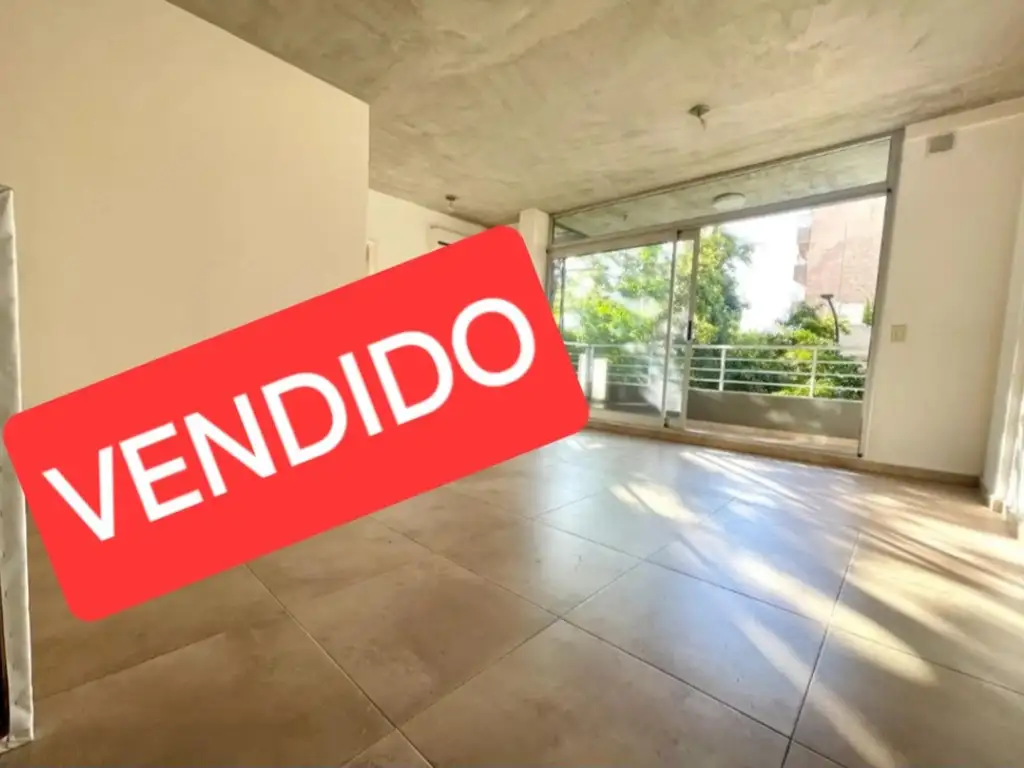 VENTA DEPARTAMENTO 2 AMBIENTES - FLORES - APTO CREDITO