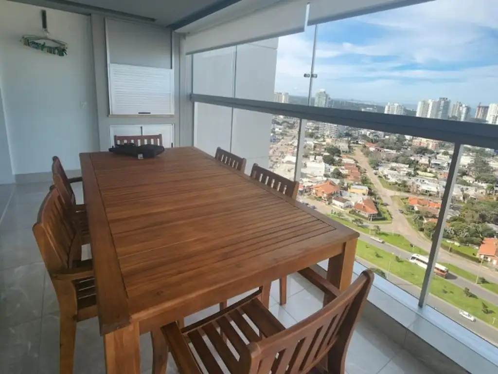 Pent House en Miami Boulevard, Playa Mansa, Punta del Este