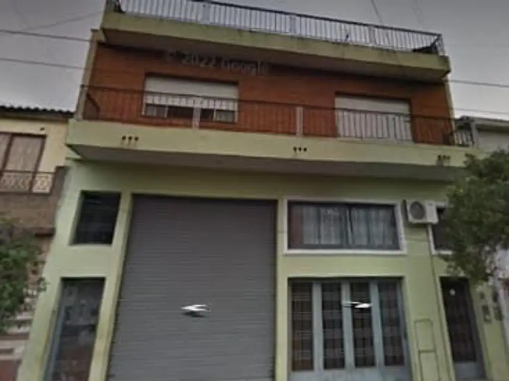 GALPON TECHO LOZA, CON VIVIENDA,TERRAZA Y GAREJE