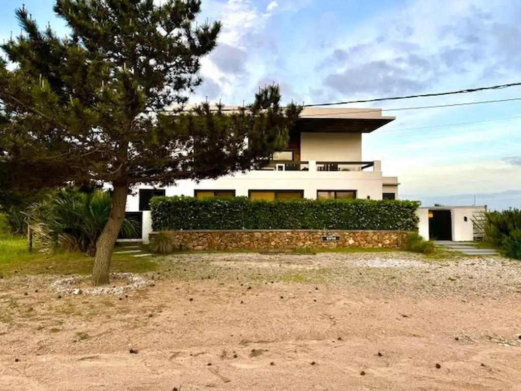 Casa - Alquiler temporario - Uruguay, LA BARRA