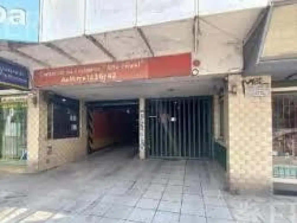 Cochera en venta - 11Mts2 - Crucecita, Avellaneda