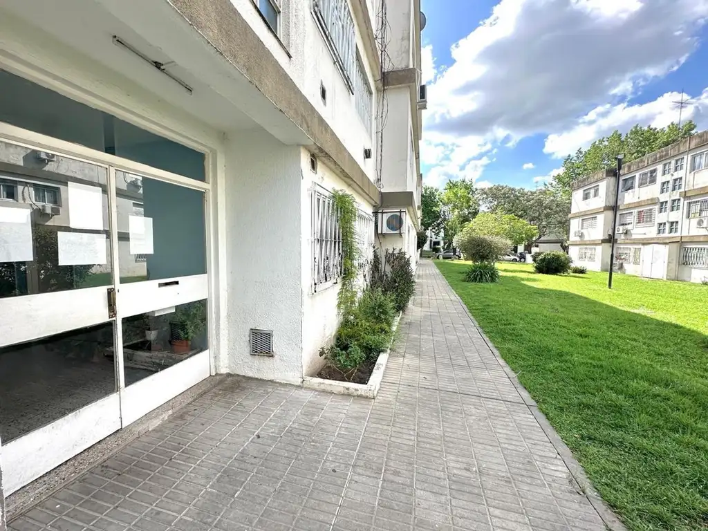 Departamento de 3 Ambientes en Venta en Ezpeleta