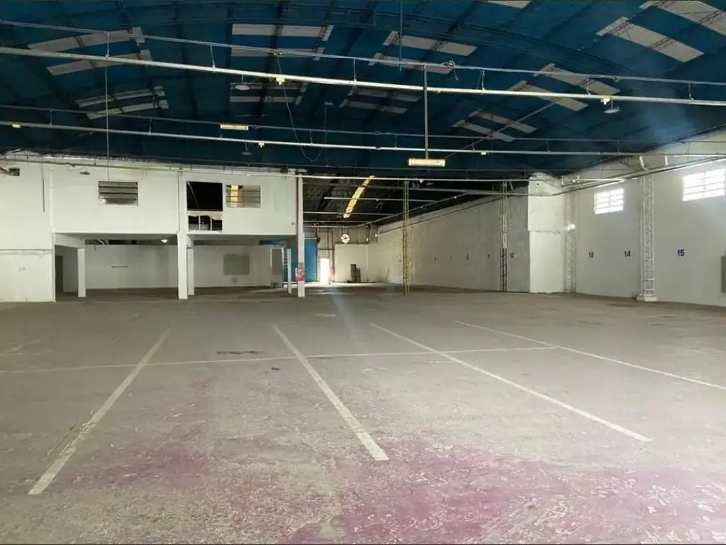 Alquiler Local Comercial en Paso Del Rey - 3050m2 cubiertos