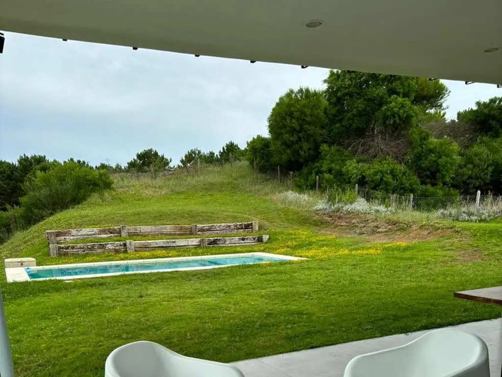 Alquiler Temporal Casa con Piscina en Barrio Senderos IV Costa Esmeralda