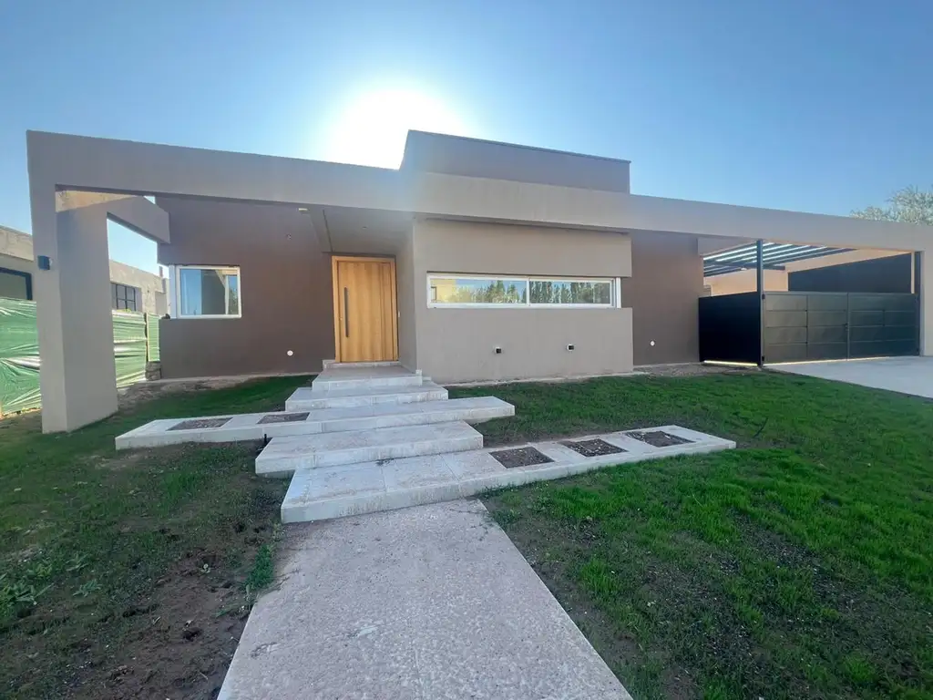 Venta casa Barrio Privado Medrano Luján de Cuyo