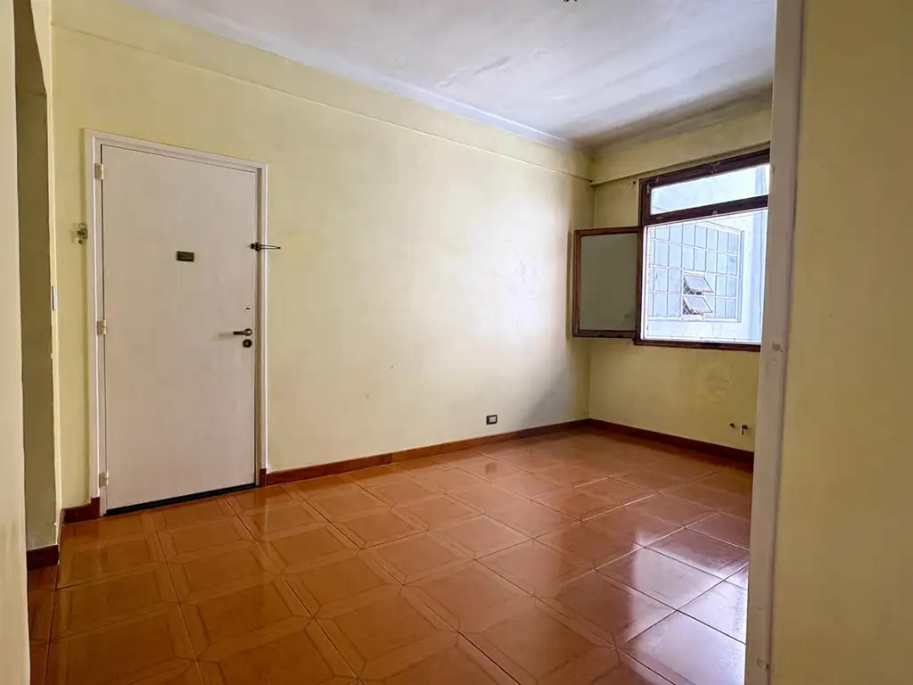 DEPARTAMENTO de 3 AMBIENTES en CABALLITO