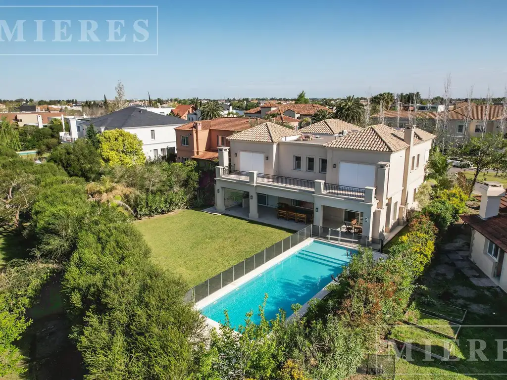 Espectacular casa en Alquiler  en Los Castores, Nordelta.