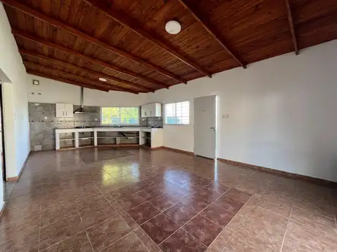 VENTA - CASA 2D ESQUINA - SALDAN