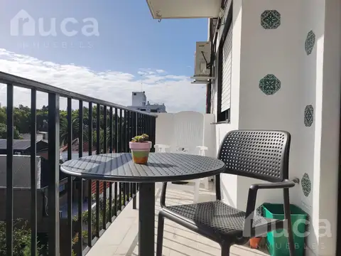 Divino departamento de 3 ambientes con cochera en venta en Vicente López