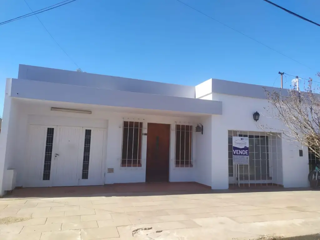 Casa - Venta - Argentina, Lobos - Fortunato j Diaz 1000