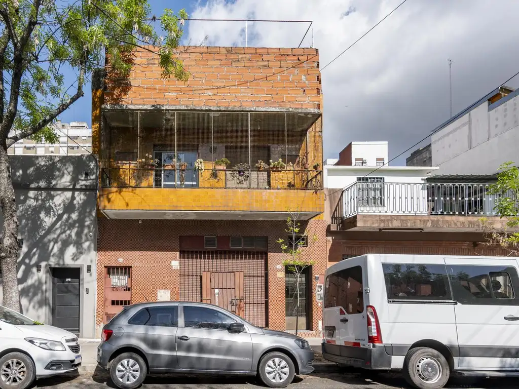 Maza al 400 Casa en PH en Venta en Almagro