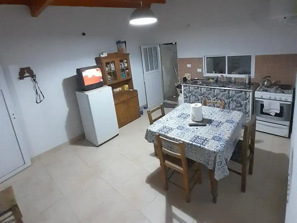 Casa en venta - 3 Dormitorios 1 Baño - Cocheras - 280Mts2 - Las Toninas