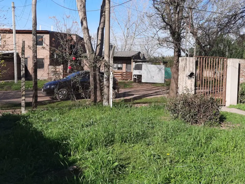 PROPIEDAD DE DOS DORMITORIOS DE MUY BUENA UBICACIÓN EN IBARLUCEA.