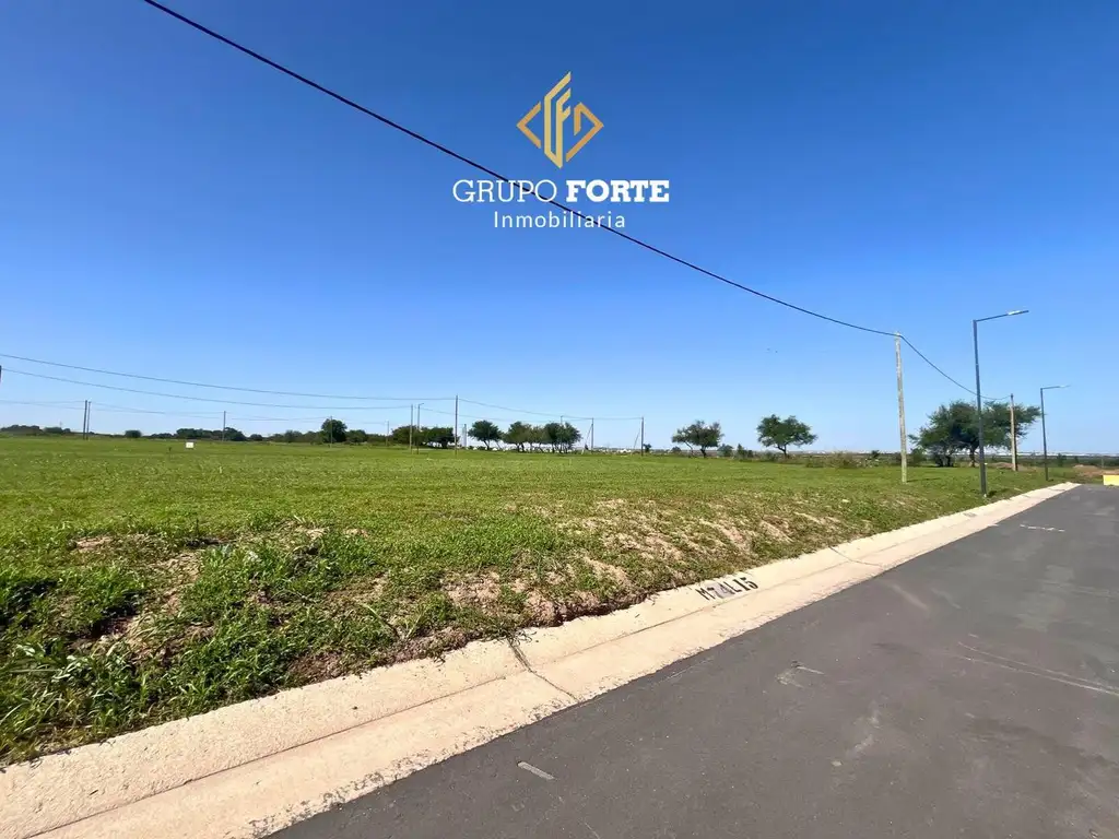 LOTE EN VENTA- DOCTA CENTRAL- INFRAESTRUCTURA PAGA