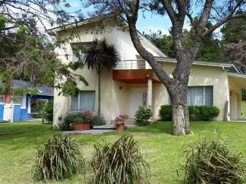 Casa en Carilo